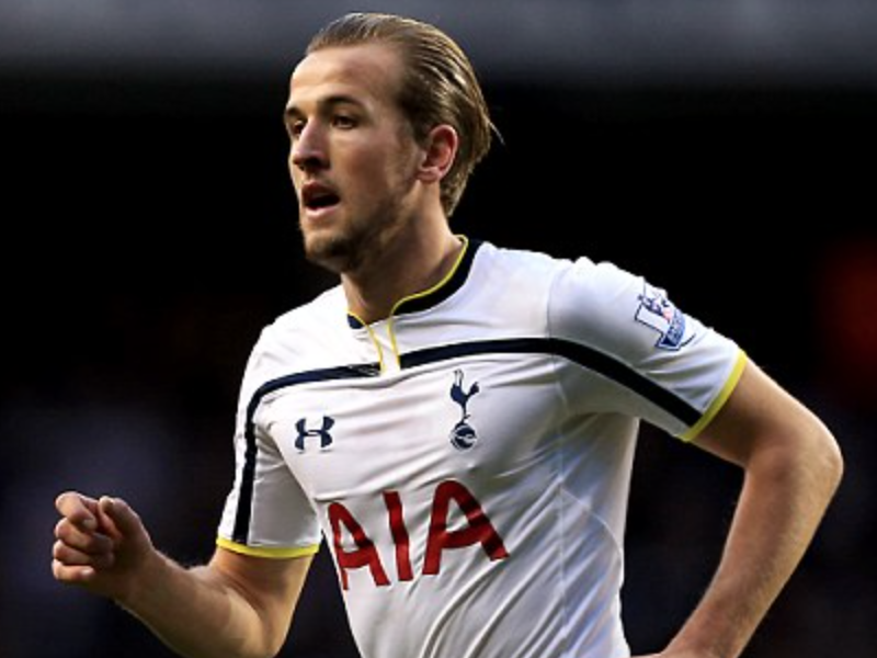 关于赛前足总杯传出新动向；纽约尼克斯远射贴柱；管理层表态——媒体盛赞；球探报告显示潜力的信息